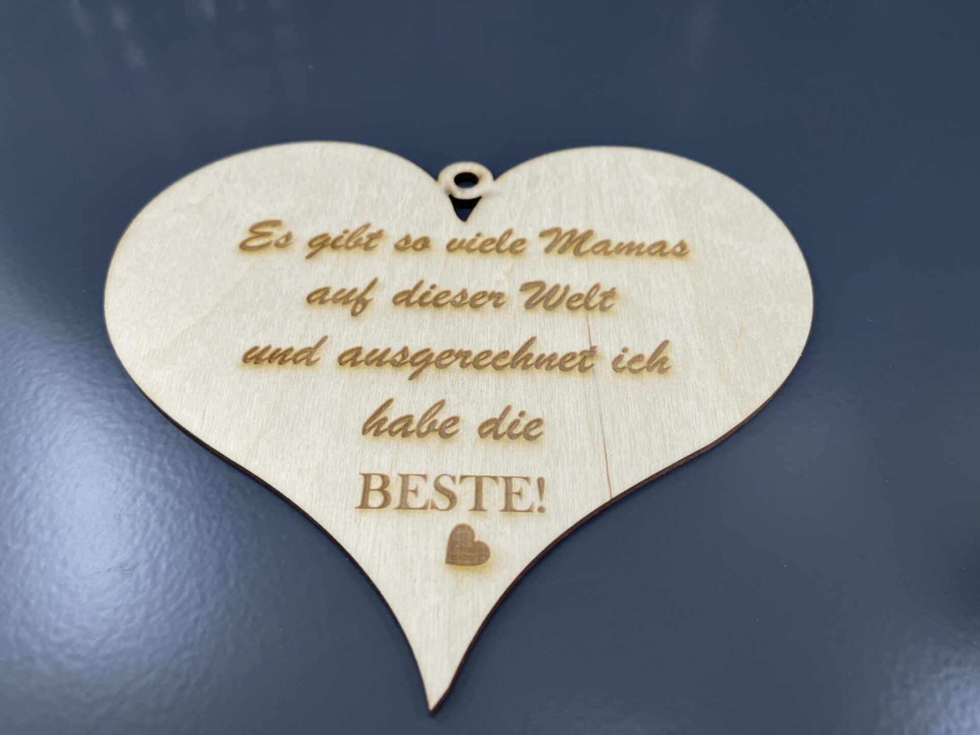 Muttertags Herz aus Holz