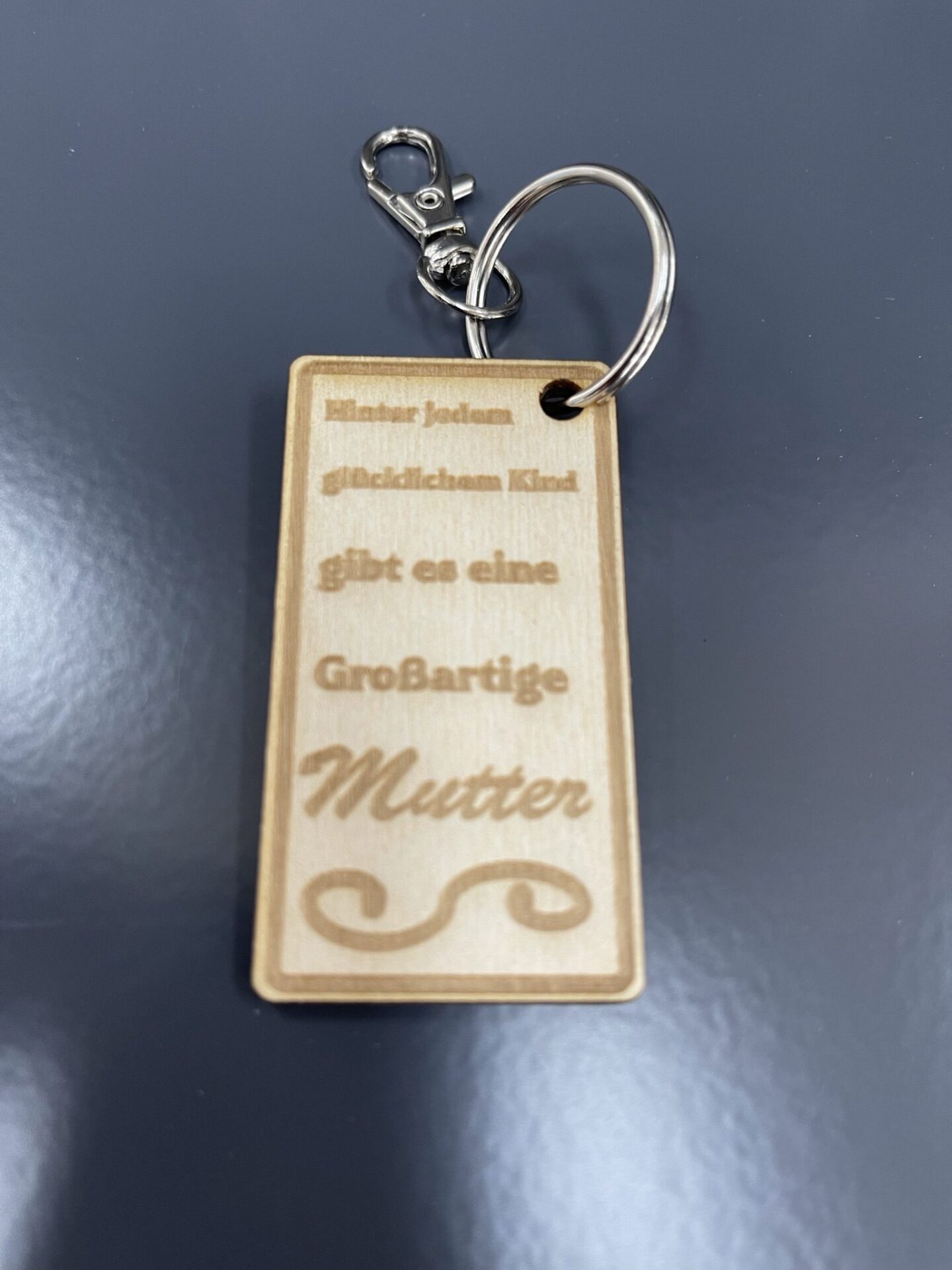 Schlüsselanhänger Großartige Mutter mit Karabinerhaken – Ansicht 2