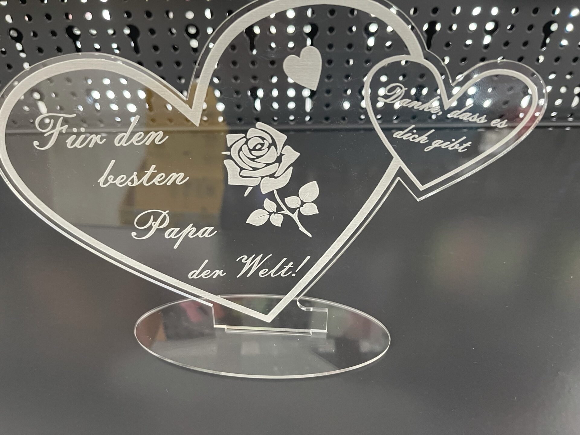 Acryl Schild in Herz Form „Für den besten Papa der Welt“