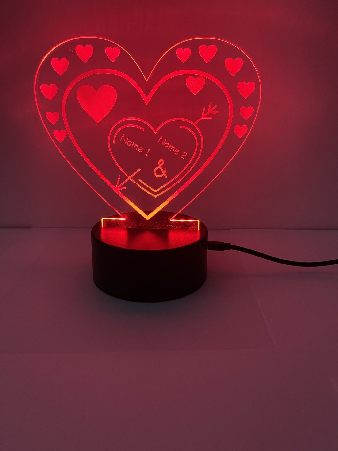 Herz 3D Nachtlicht mit Namen Acryl Tischlampe – Ansicht 2