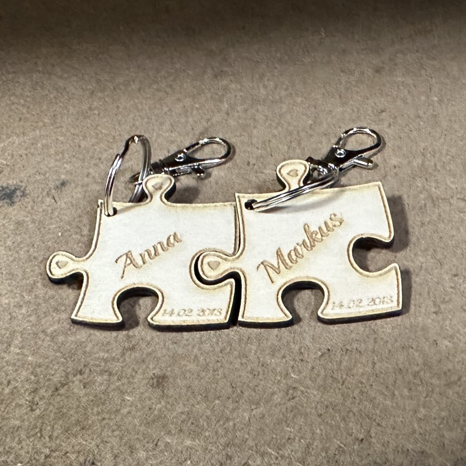 Valentinstag Schlüsselanhänger Gravur Puzzle Pärchen 2 Stück Name Partner NEU – Ansicht 4