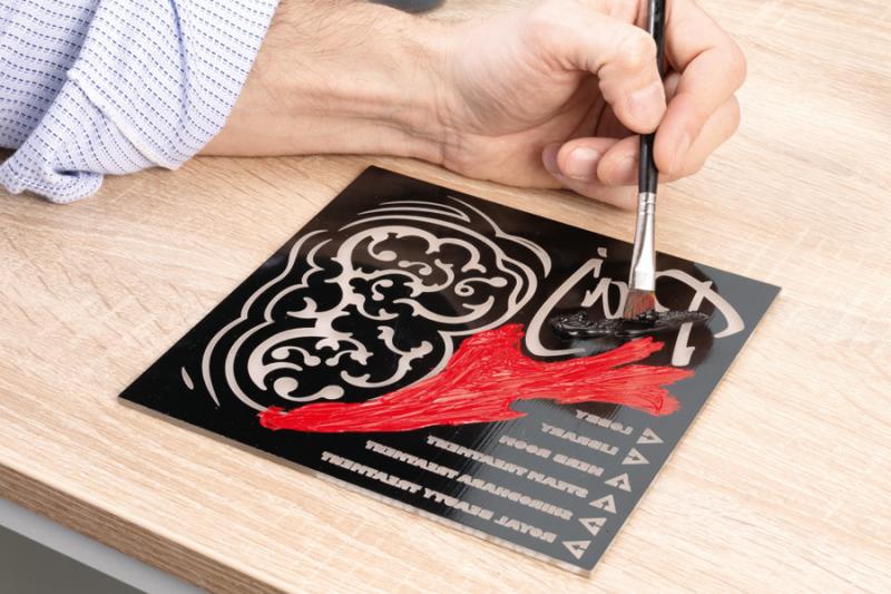 Acrylglasschild mit Rückseitiger Gravur – Ansicht 2
